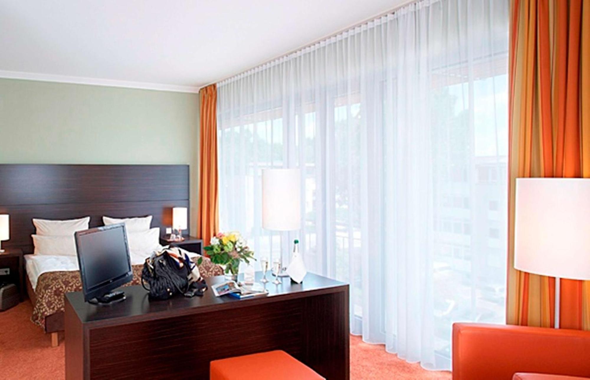 Hotel Central Regensburg Citycentre, Sure Hotel Collection By Best Western Eksteriør billede